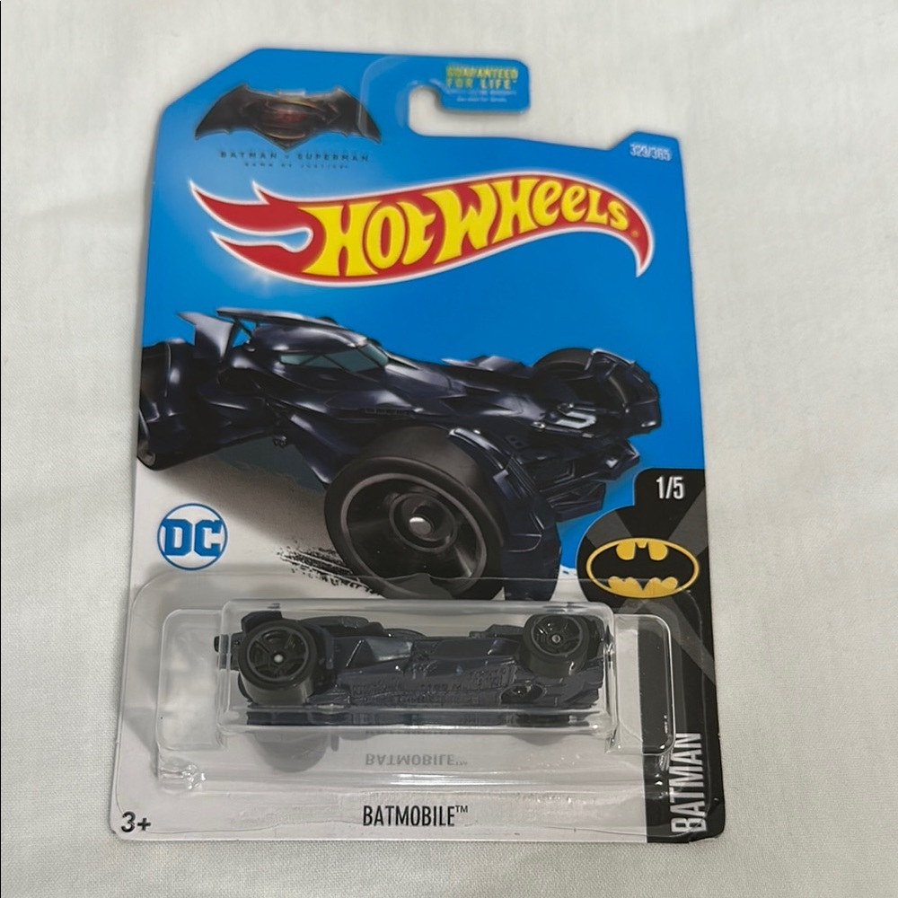Hot Wheels Dawn of Justice DC Batman Batmobile
